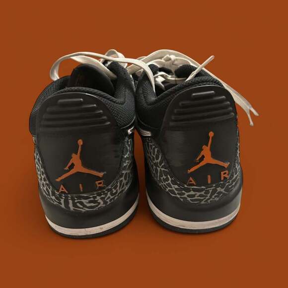 Nike Air Jordan Legacy 312 Low GS 'Black White Safety Orange' CD9054-018 - Picture 2 of 5